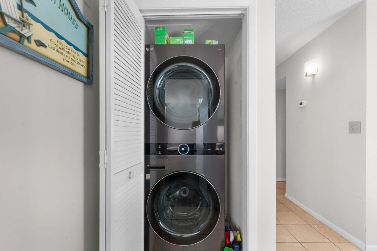 1425 S Ocean Blvd. Photo 25