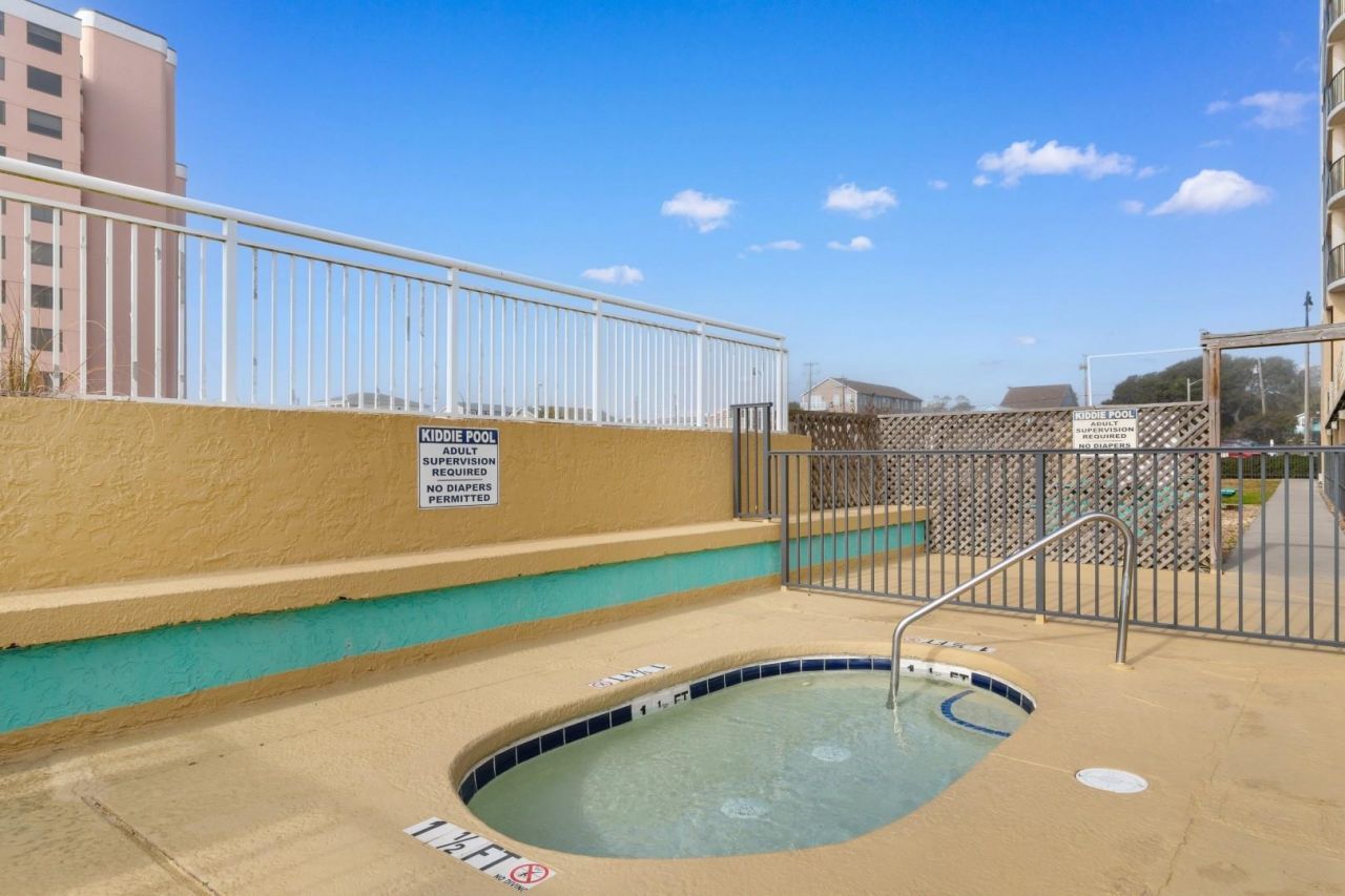 1425 S Ocean Blvd. Photo 29