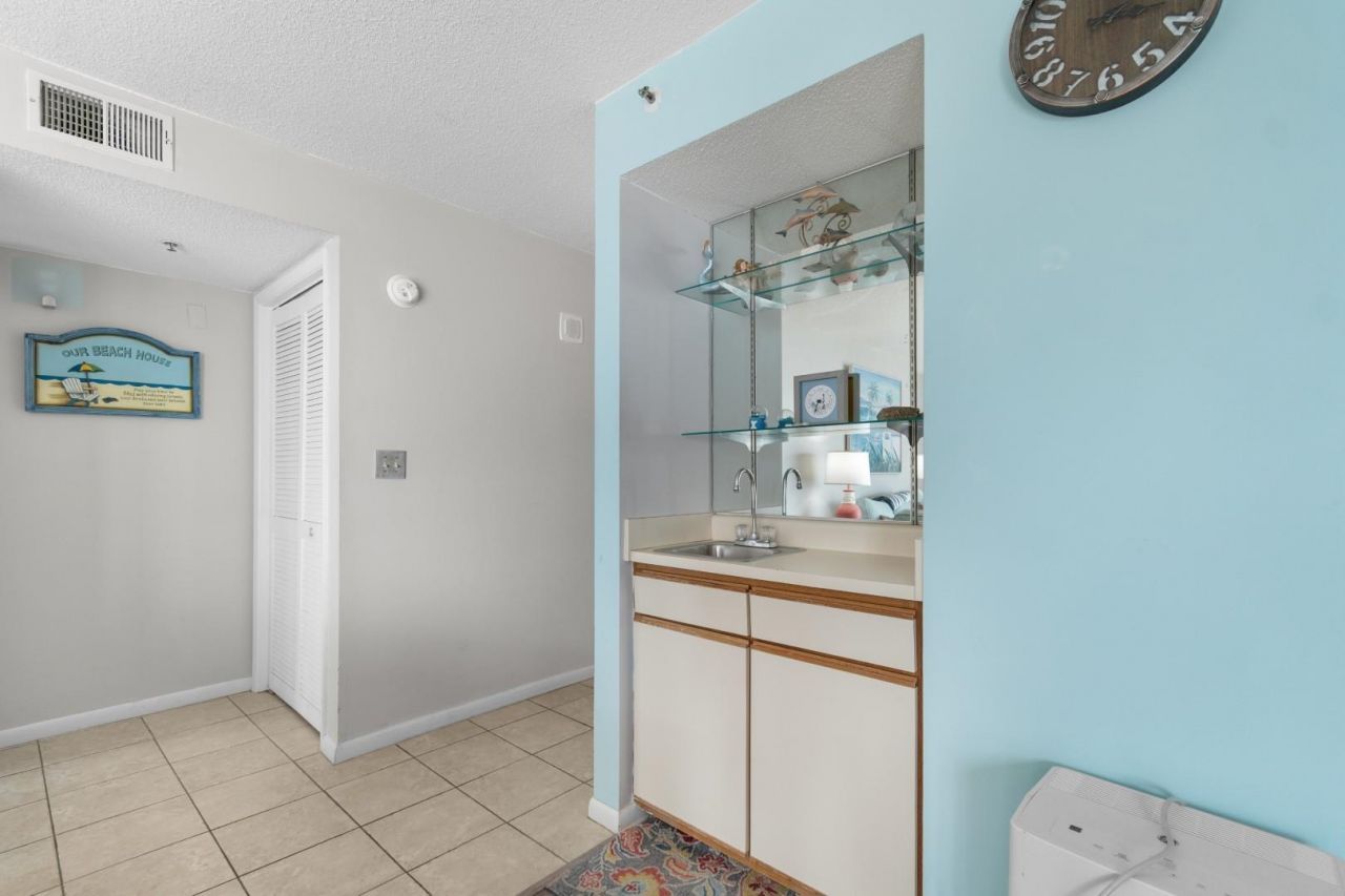 1425 S Ocean Blvd. Photo 7