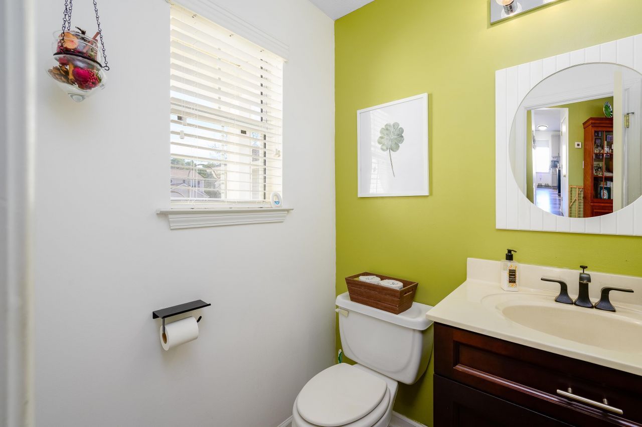 465 Dandelion Ln. Photo 13