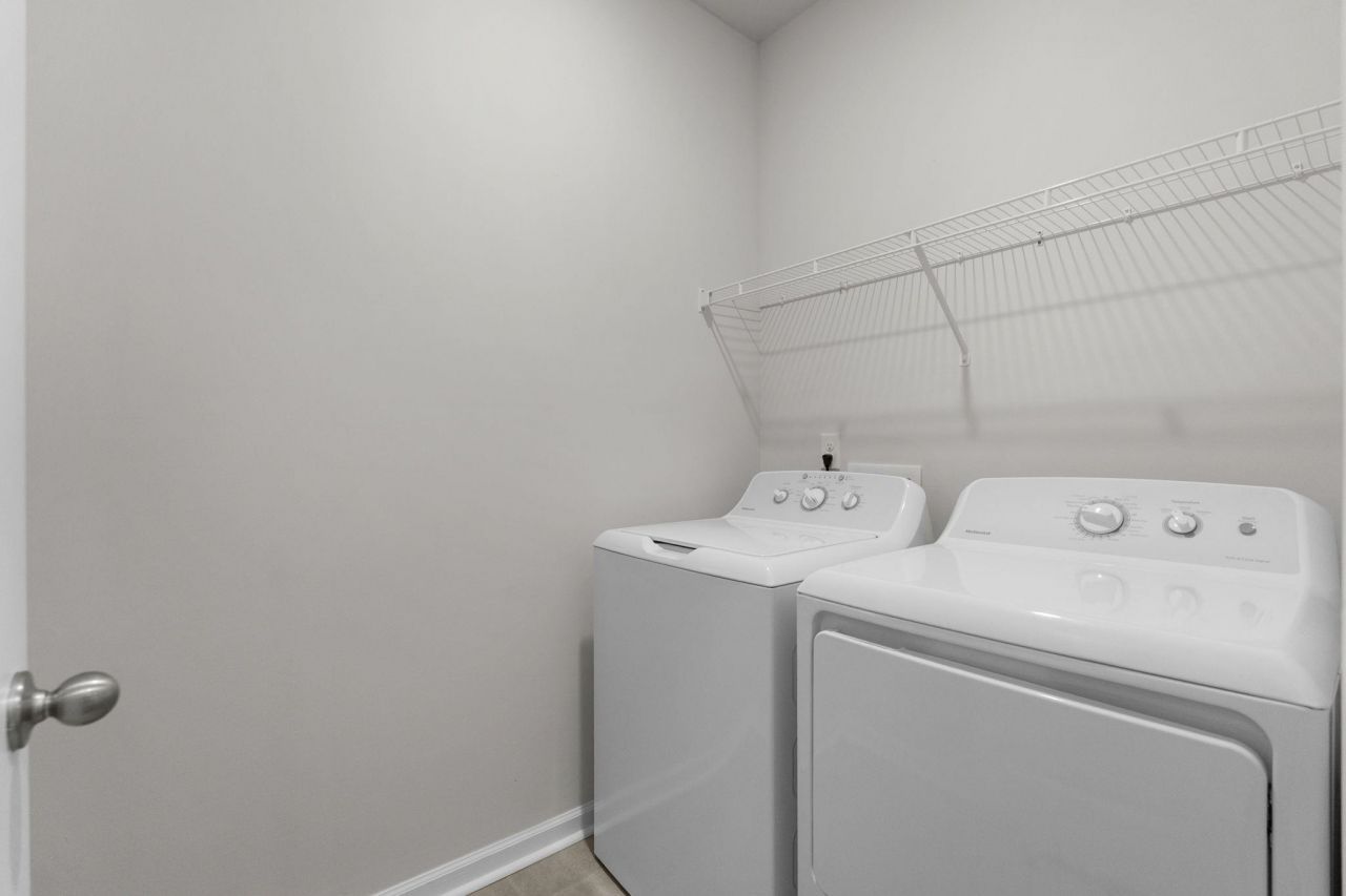 2661 Pegasus Place Photo 19