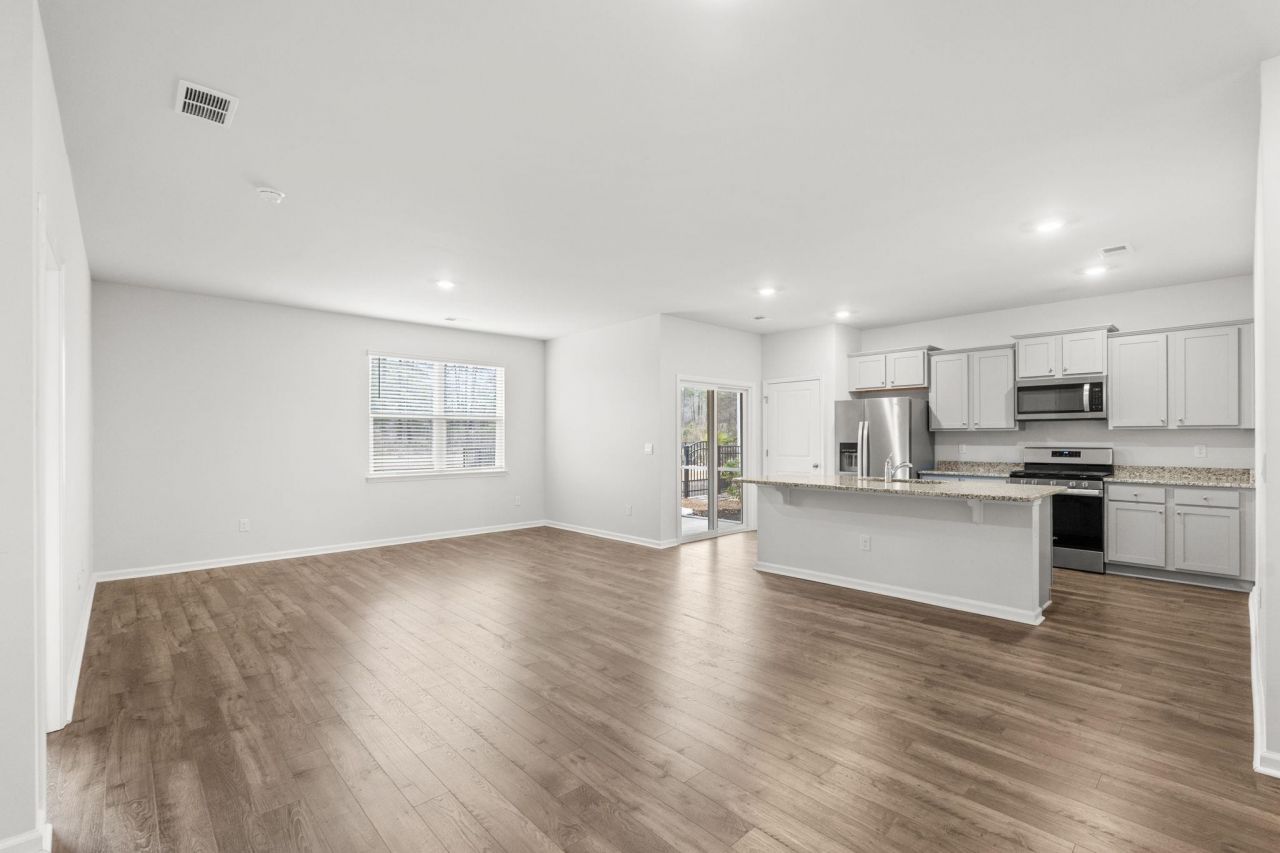 2661 Pegasus Place Photo 3