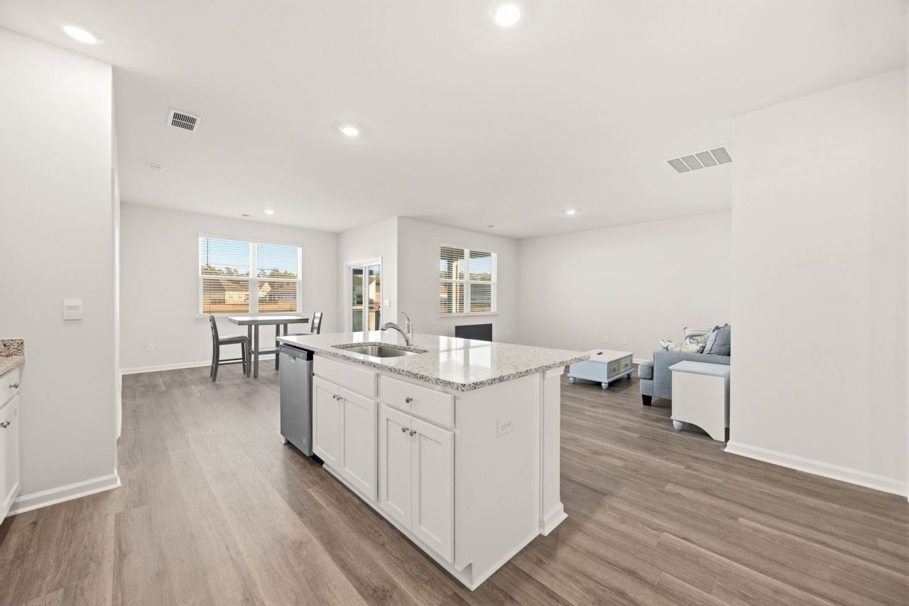 4012 Sage Dr. Photo 13