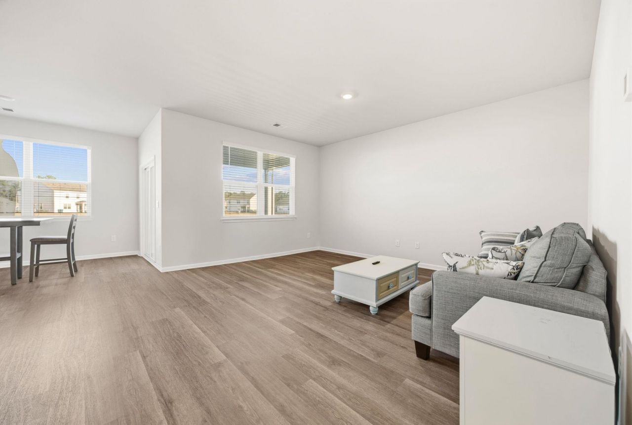 4012 Sage Dr. Photo 7