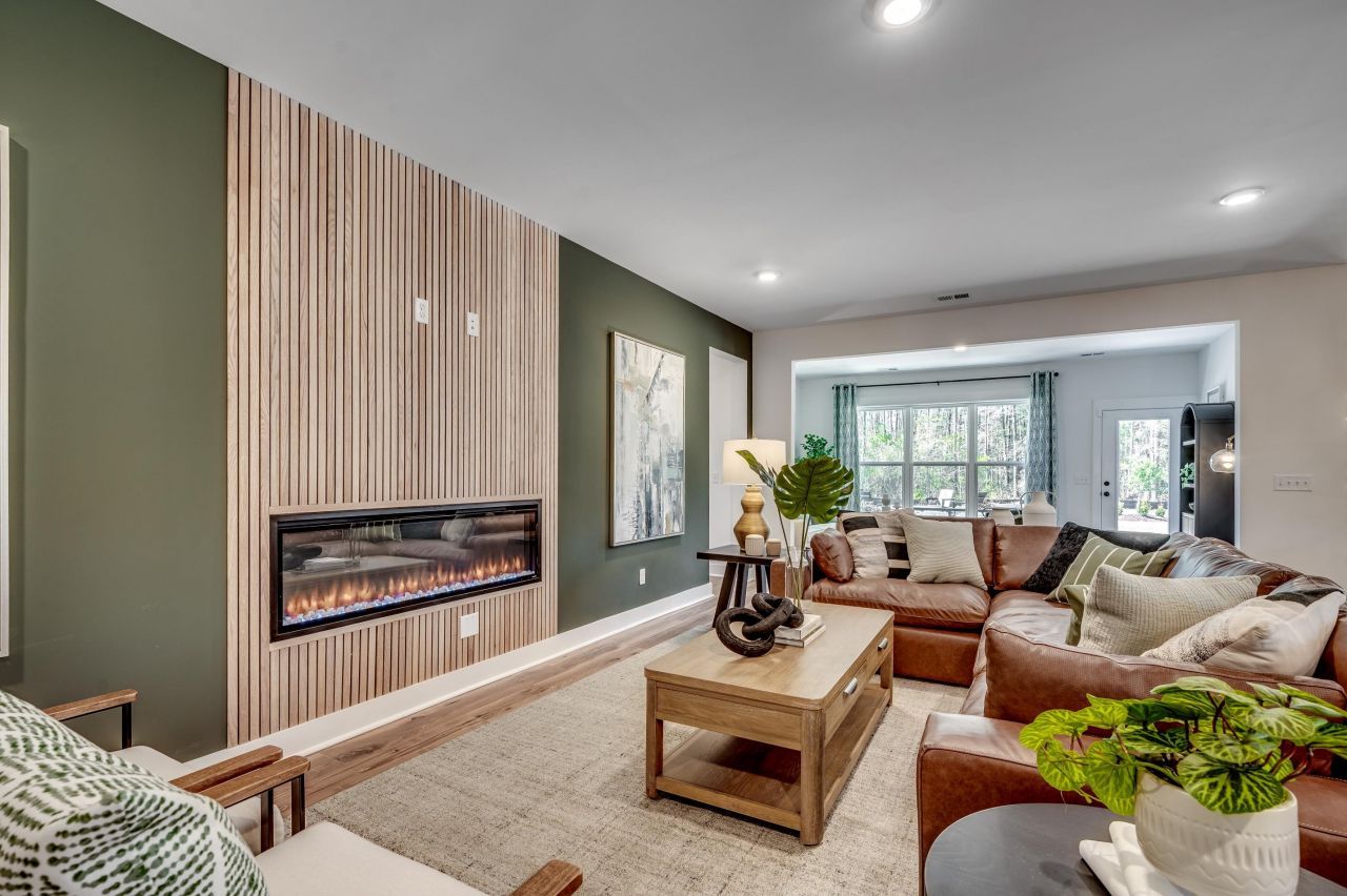 304 Northbrook Dr  Photo 11