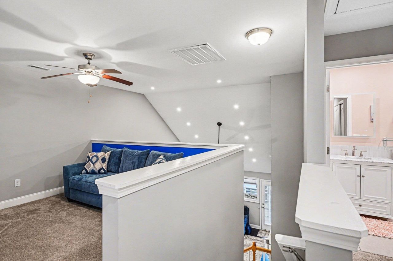 520 Riverward Dr.  Photo 11