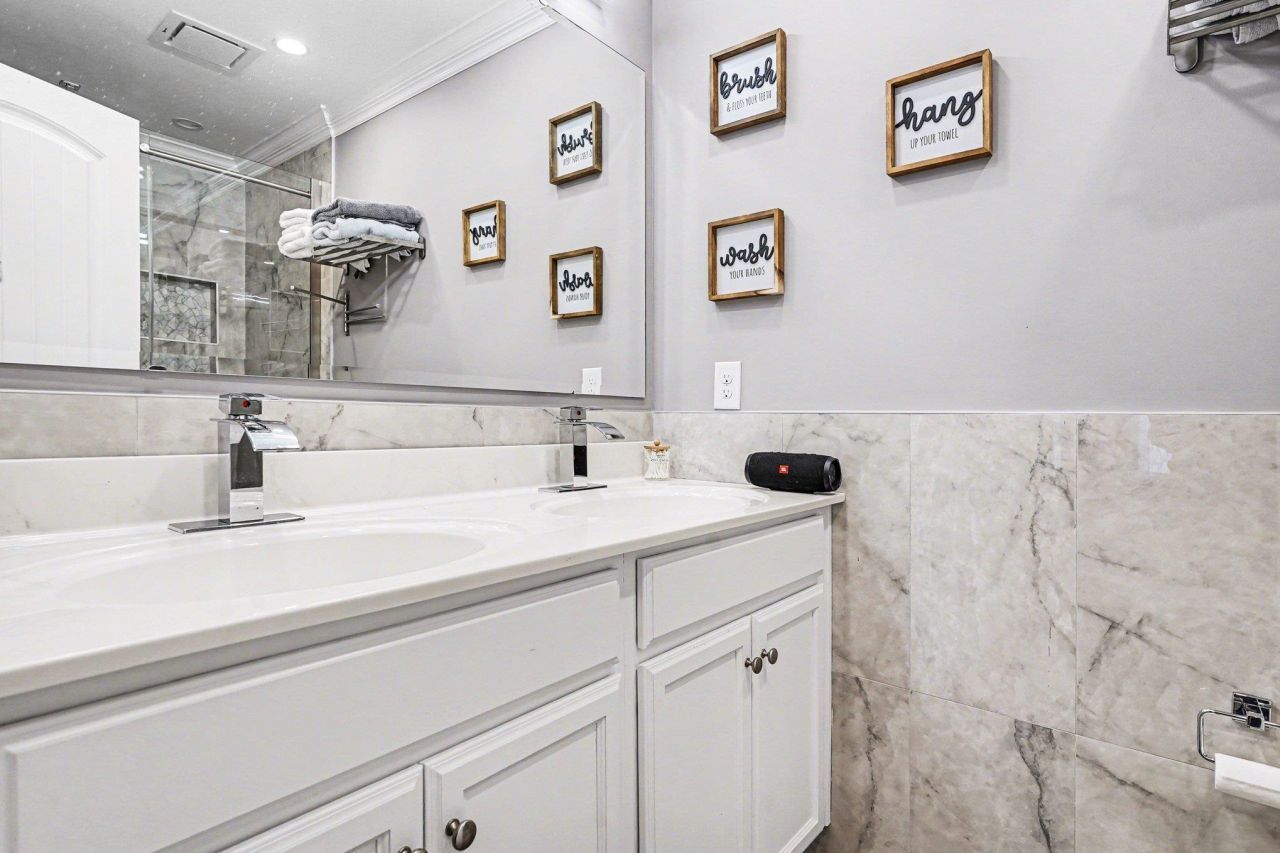 520 Riverward Dr.  Photo 17