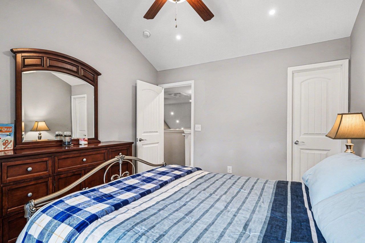 520 Riverward Dr.  Photo 20