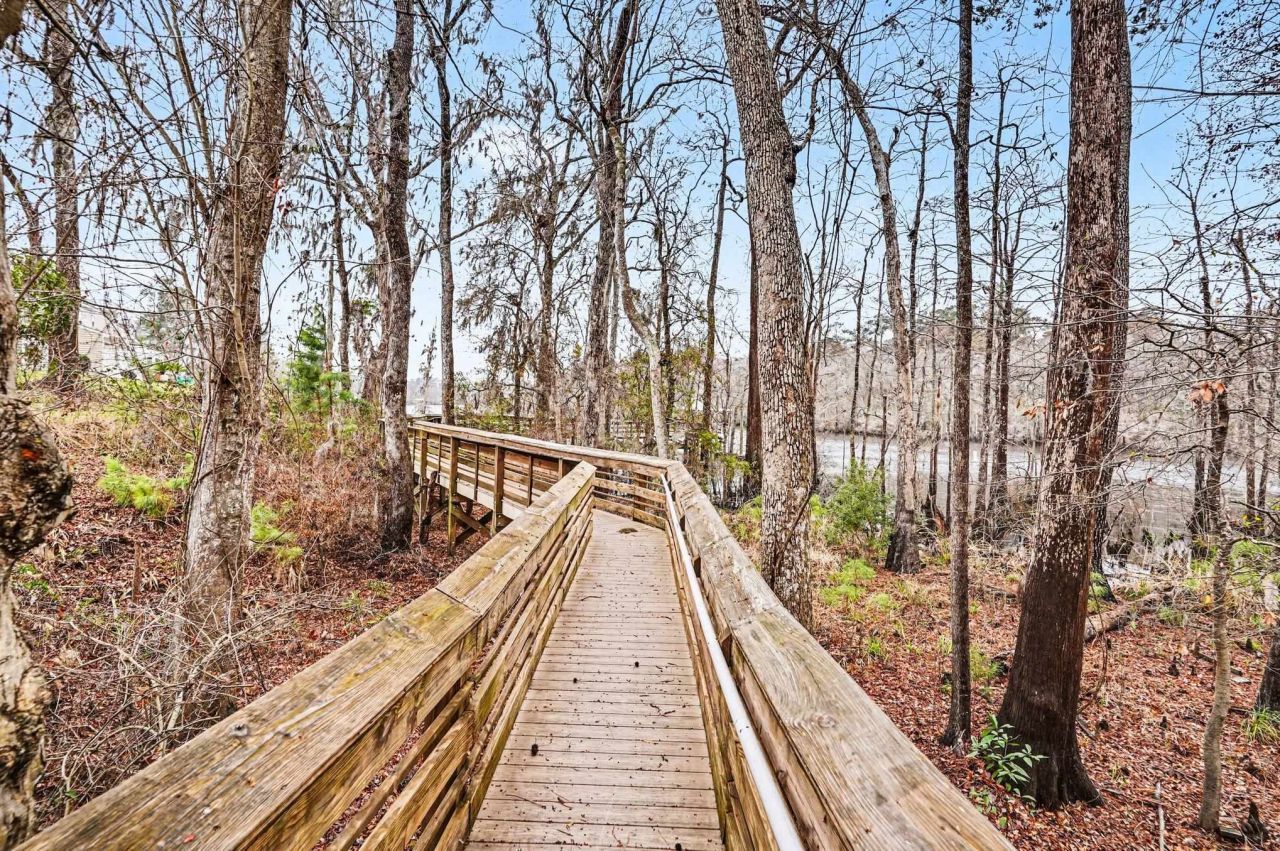 520 Riverward Dr.  Photo 28