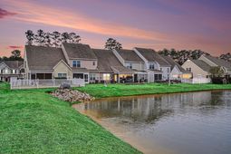 520 Riverward Dr.  photo 4