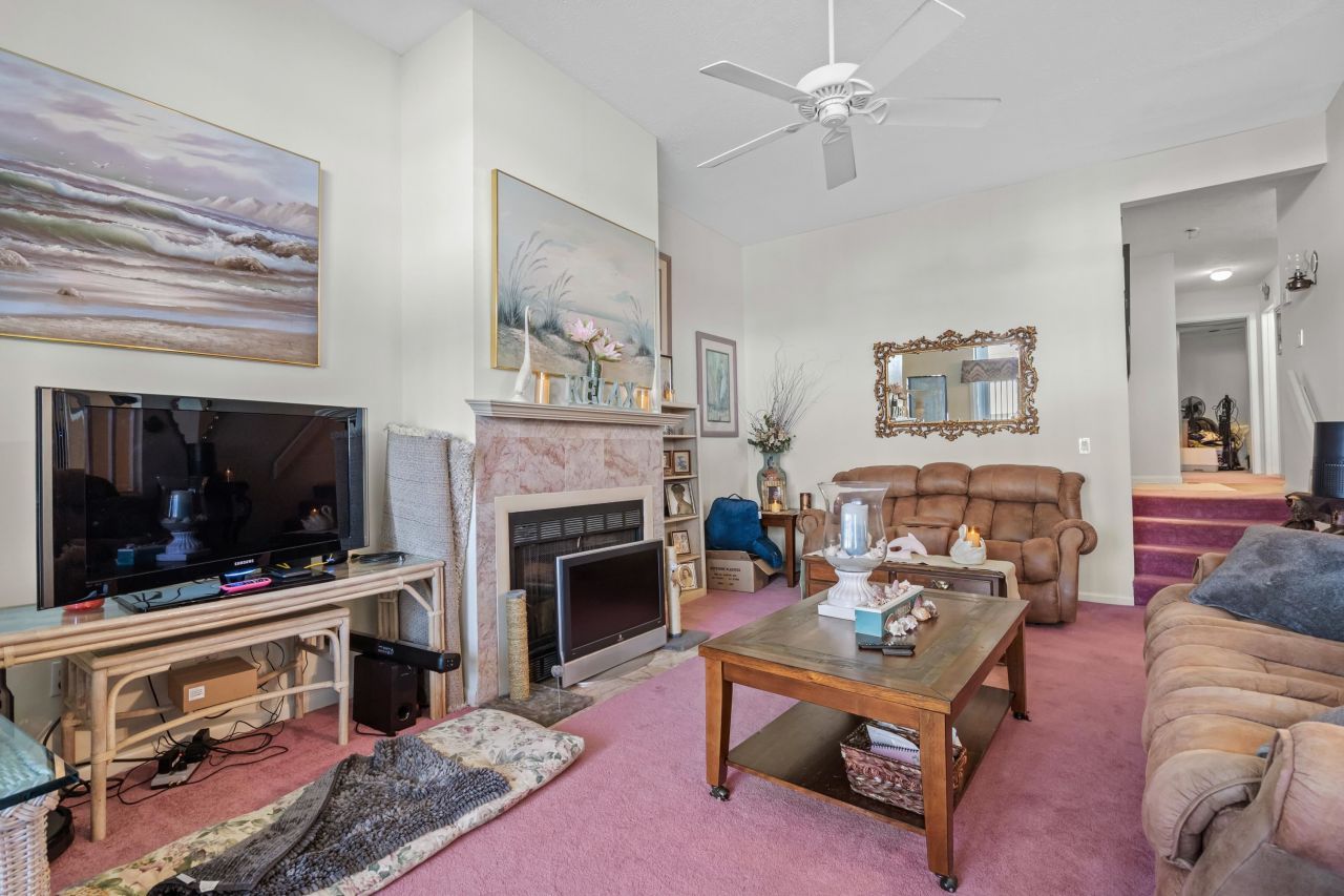 9553 Edgerton Dr. Photo 10