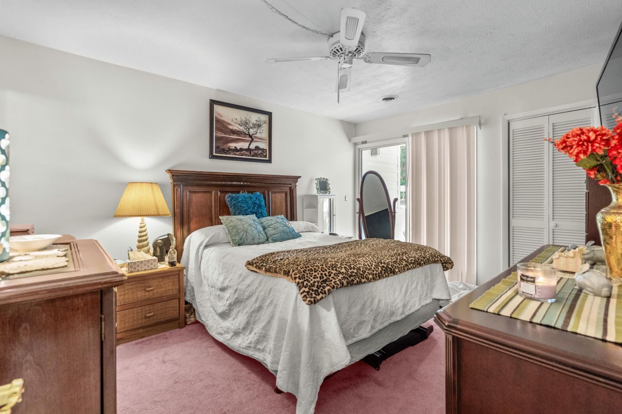 9553 Edgerton Dr. Photo 13