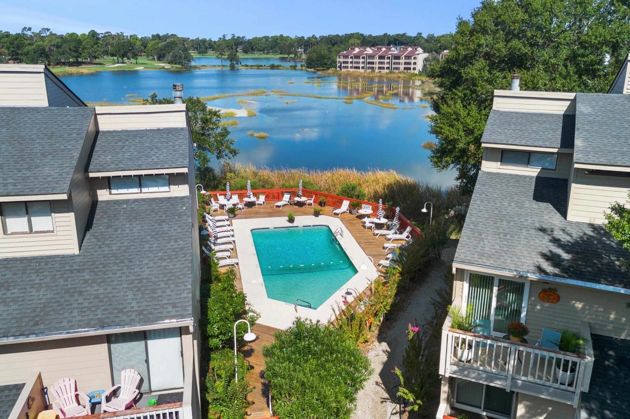 9553 Edgerton Dr. Photo 6