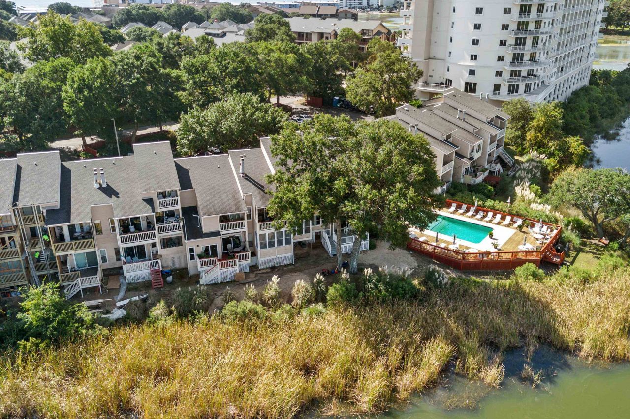 9553 Edgerton Dr. Photo 7