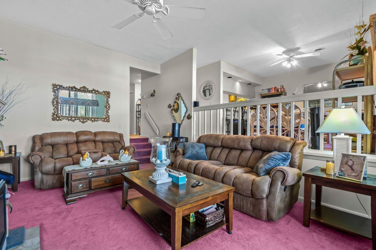 9553 Edgerton Dr. Photo 9