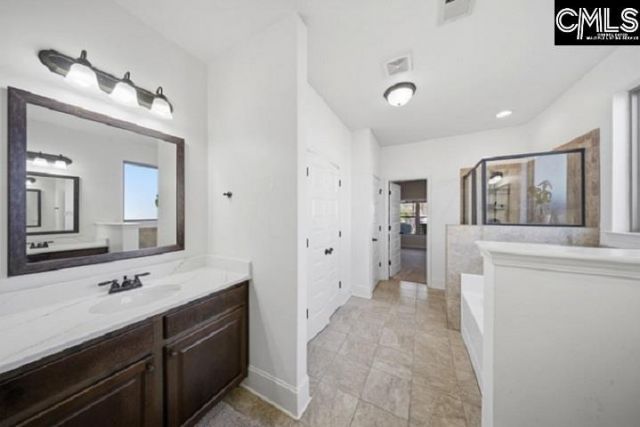 215 Tulip Way  Photo 22