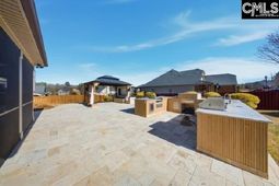 215 Tulip Way  photo 4