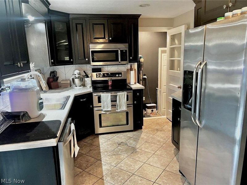 5221 Revere Avenue NW, Massillon, OH 44647 Photo 3