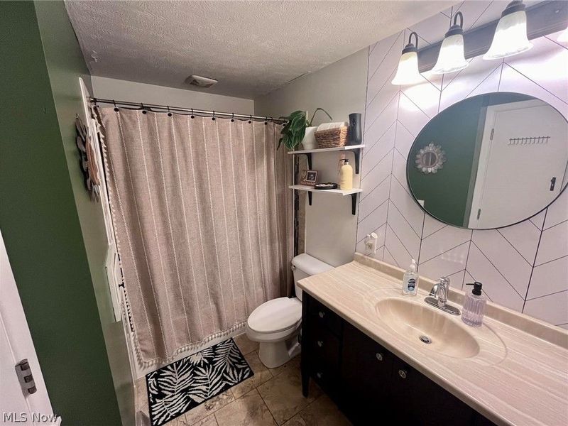 5221 Revere Avenue NW, Massillon, OH 44647 Photo 9