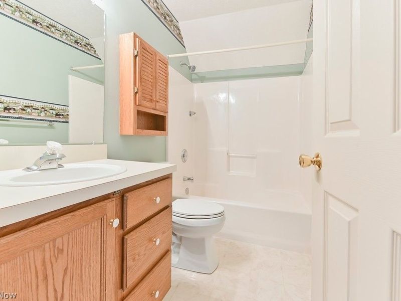 443 Scarborough Lane, Unit 443, Painesville, OH 44077 Photo 17