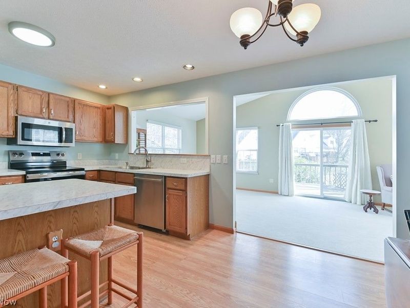 443 Scarborough Lane, Unit 443, Painesville, OH 44077 Photo 8