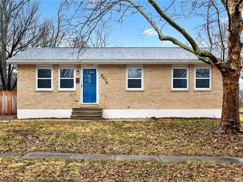 4374 Silverberry Avenue, Dayton, OH 45424 Photo 2