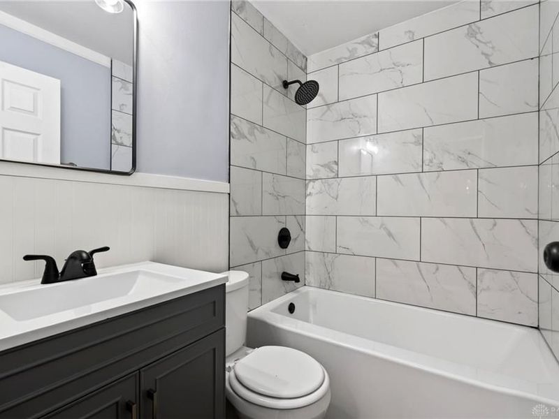 4374 Silverberry Avenue, Dayton, OH 45424 Photo 21