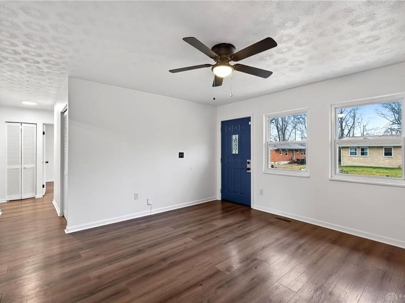 4374 Silverberry Avenue, Dayton, OH 45424 Photo 8