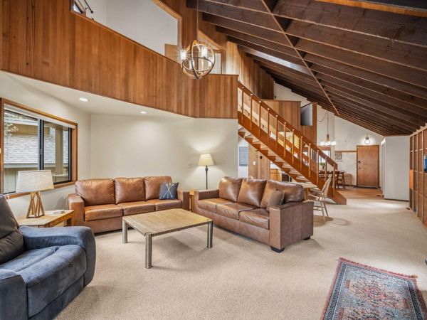 57055 Deer Lane, Unit 7, Sunriver, OR 97707