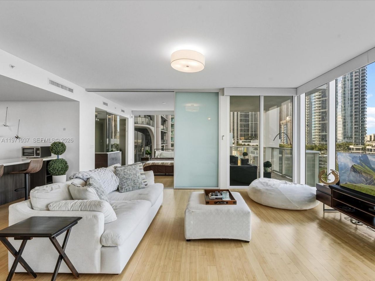 1040 Biscayne Blvd , Unit 1107, Miami, FL 33132 Photo