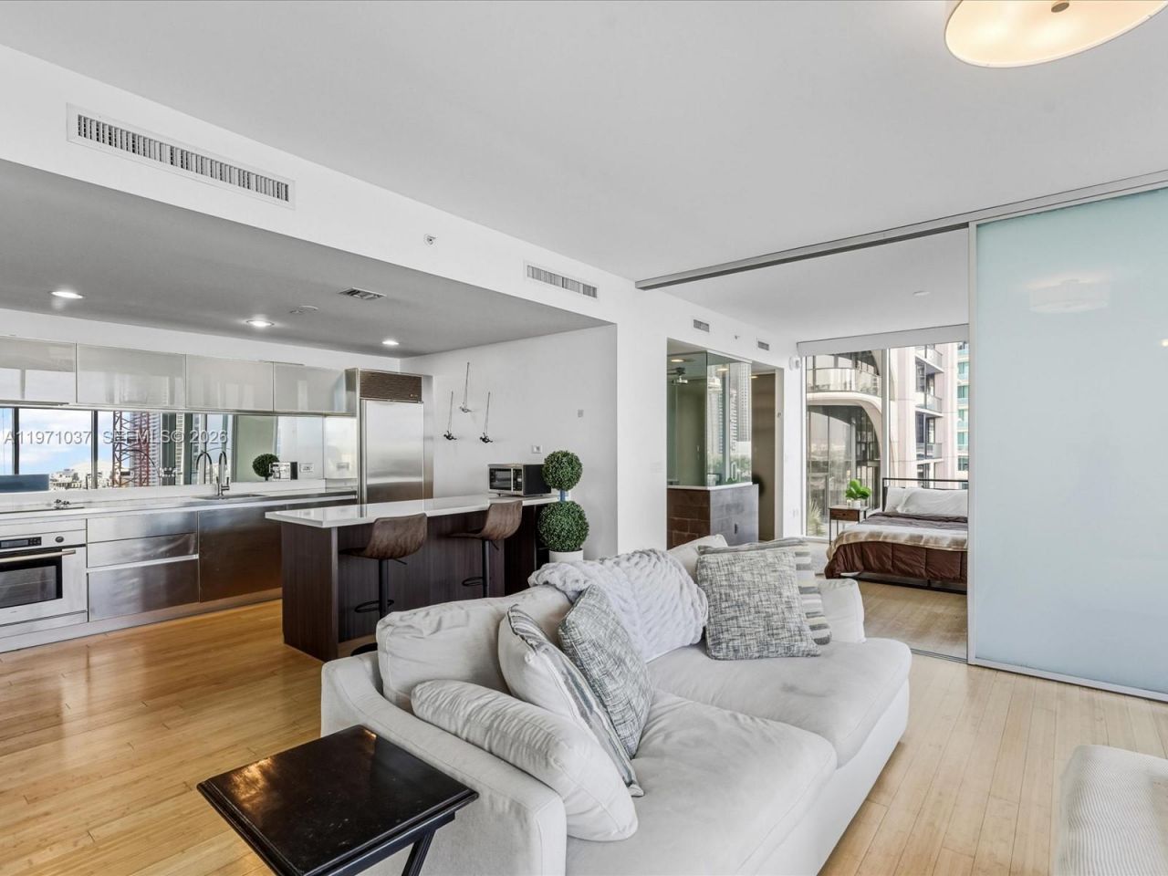 1040 Biscayne Blvd , Unit 1107, Miami, FL 33132 Photo