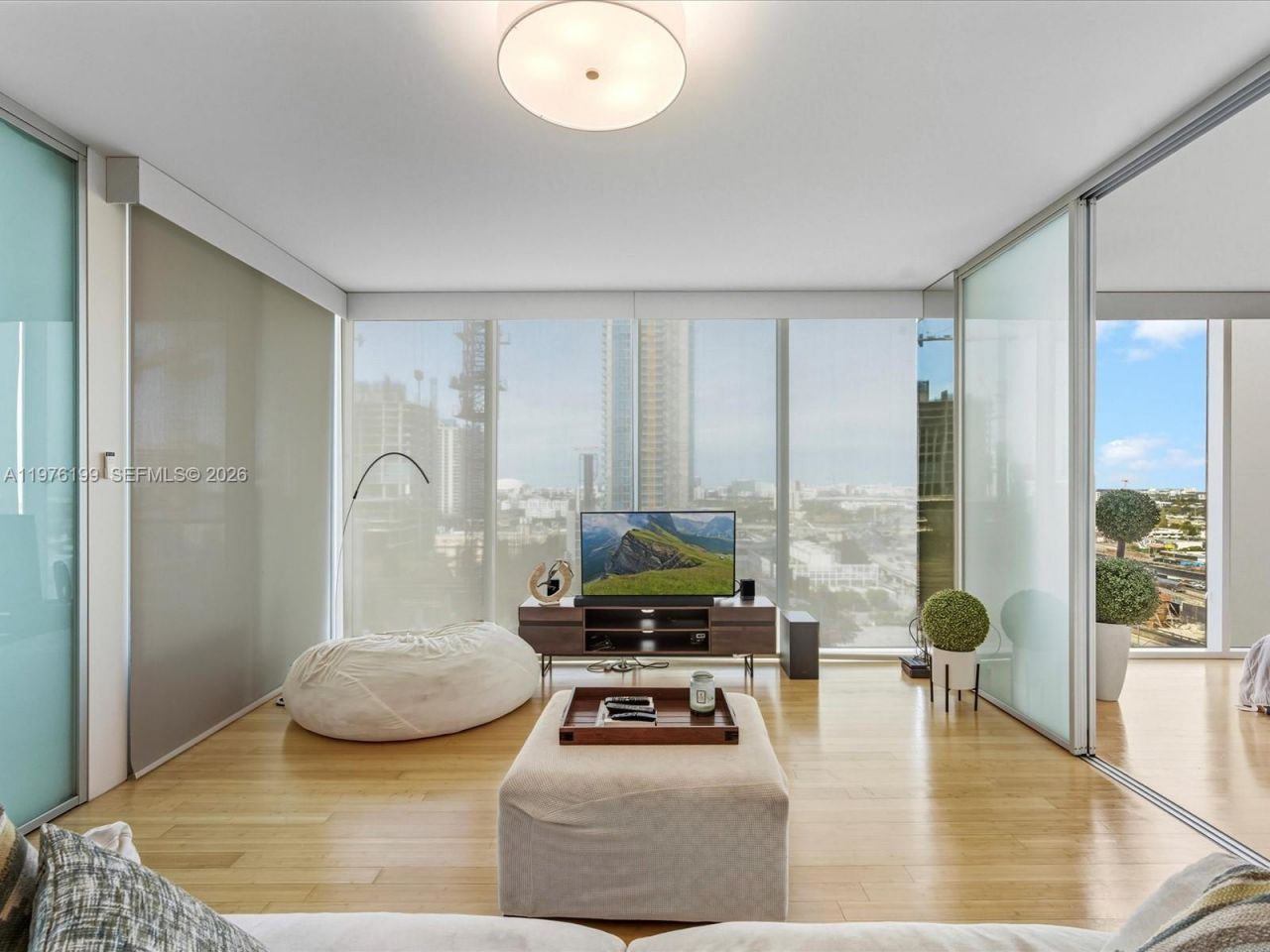 1040 Biscayne Blvd , Unit 1107, Miami, FL 33132 Photo