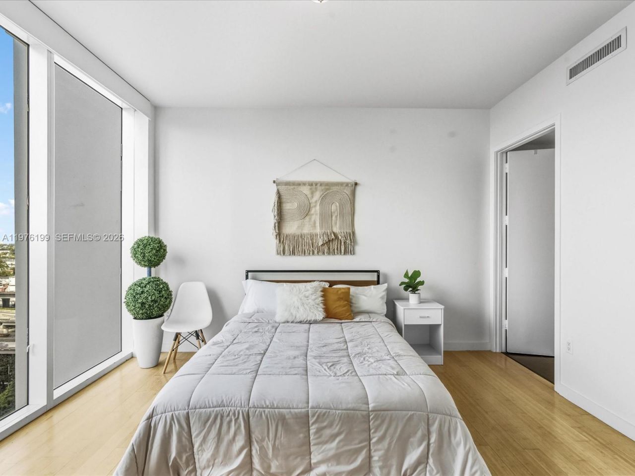 1040 Biscayne Blvd , Unit 1107, Miami, FL 33132 Photo