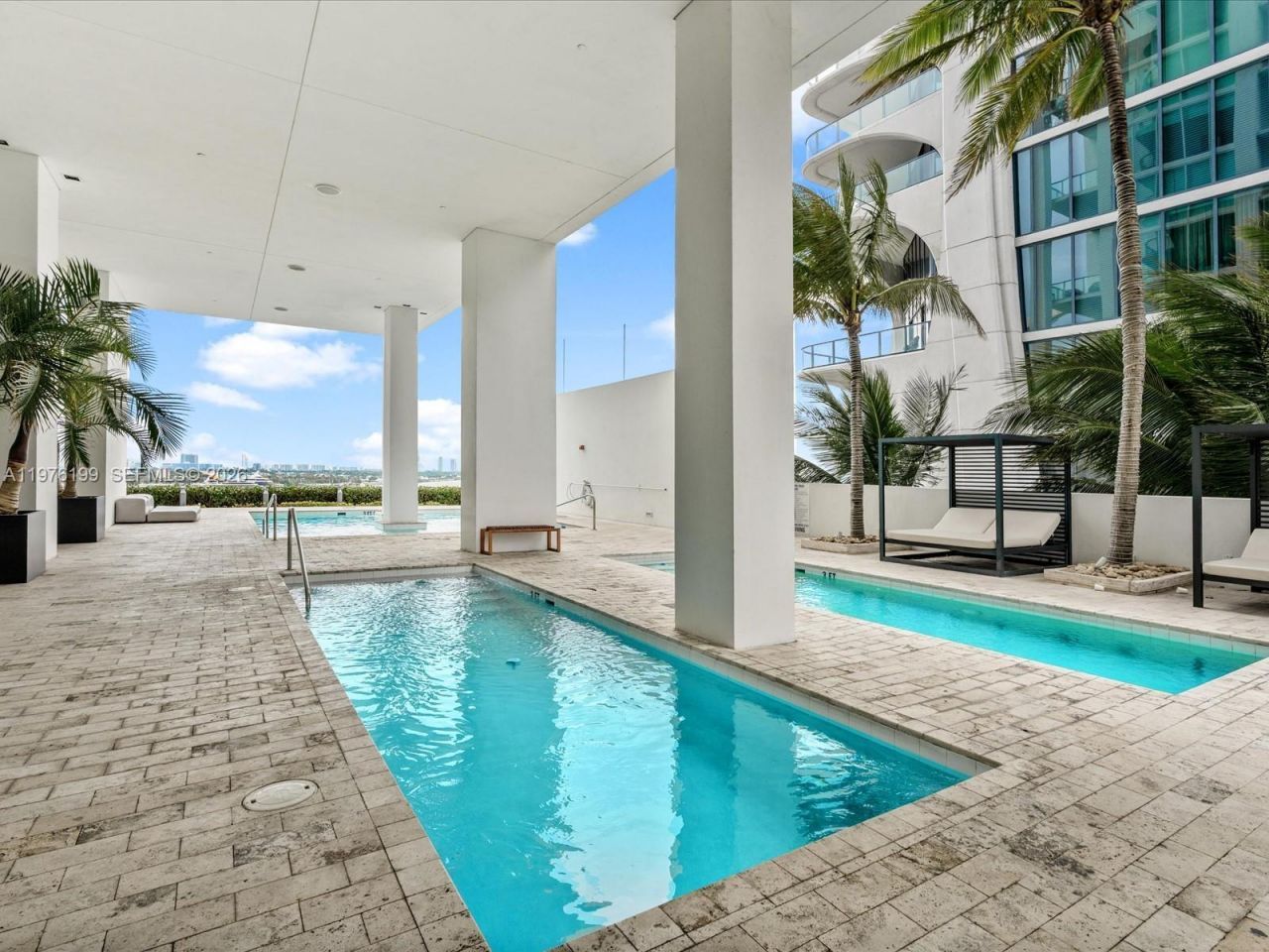 1040 Biscayne Blvd , Unit 1107, Miami, FL 33132 Photo