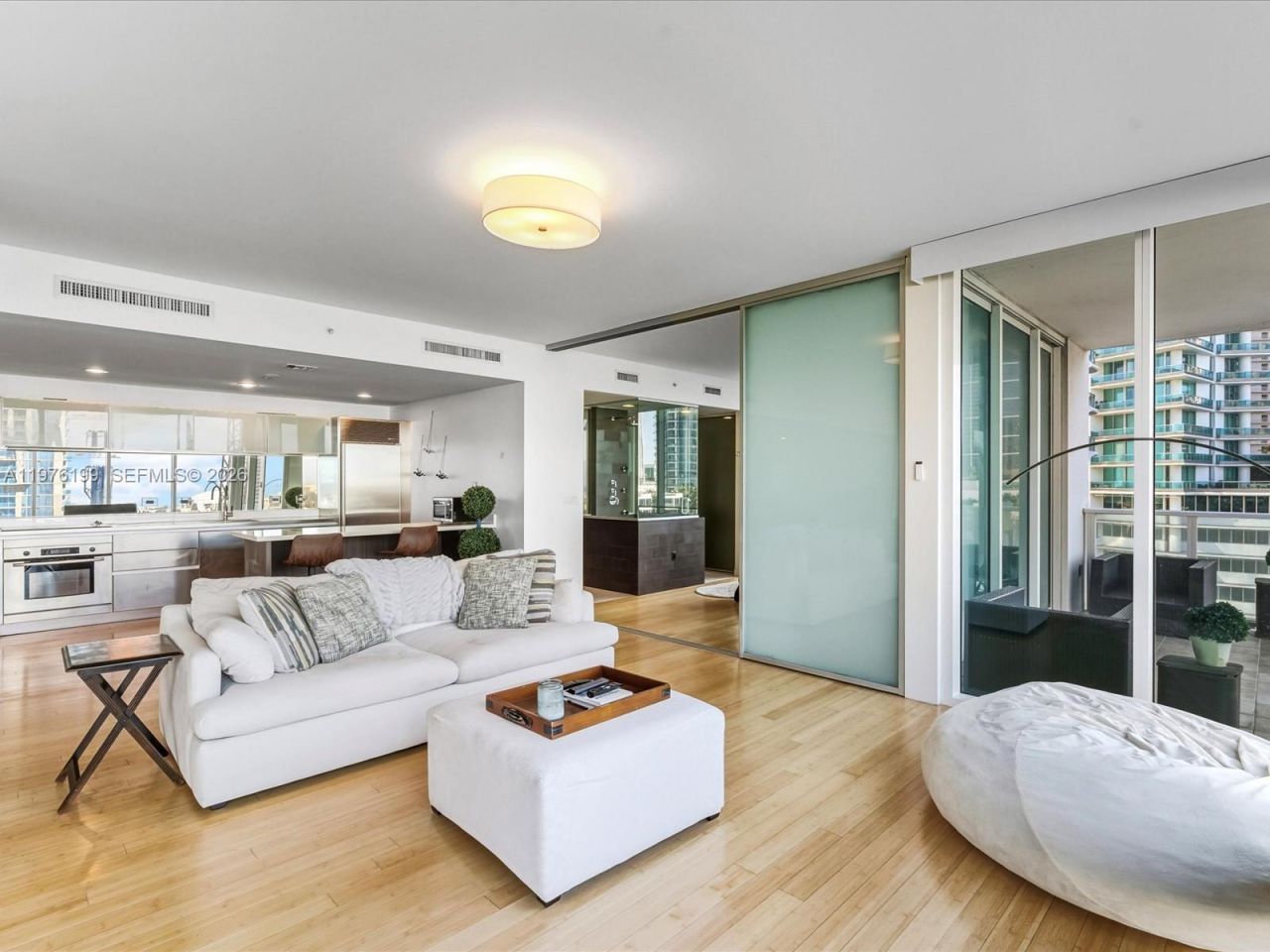 1040 Biscayne Blvd , Unit 1107, Miami, FL 33132 Photo