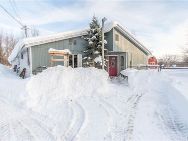 374 E Kirby Street , Brownville, NY 13615