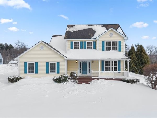 14 Richards Ave, Rutland, MA 01543
