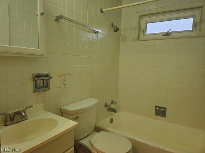 129 Idlewild Street , Akron, OH 44313 Photo 10