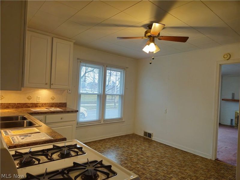 129 Idlewild Street , Akron, OH 44313 Photo 6