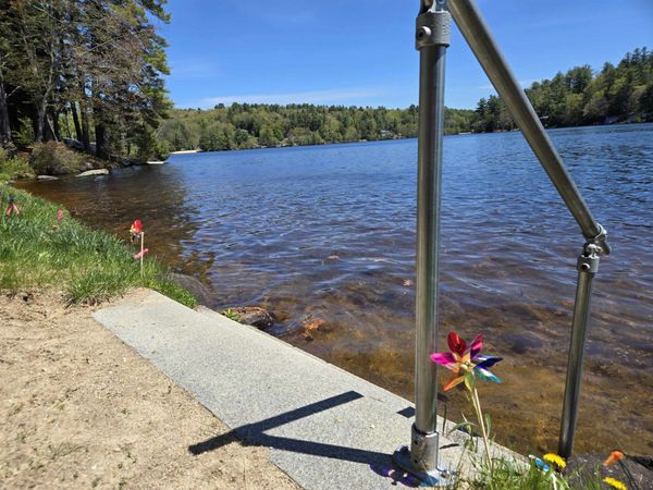 35 Collins Landing Road, Unit 32, Weare, NH 03281