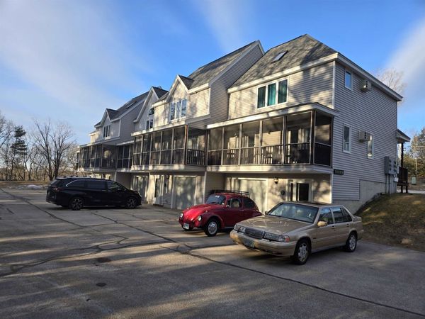 35 Collins Landing Road, Unit 32, Weare, NH 03281