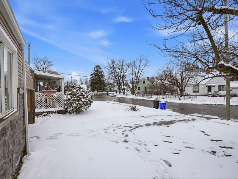 1143 Loretta Avenue, Columbus, OH 43211 Photo 3