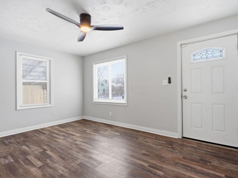 1143 Loretta Avenue, Columbus, OH 43211 Photo 4