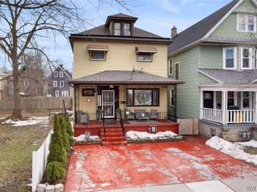 295 Hoyt Street , Buffalo, NY 14213