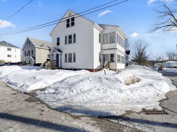 1 Brook St, Webster, MA 01570