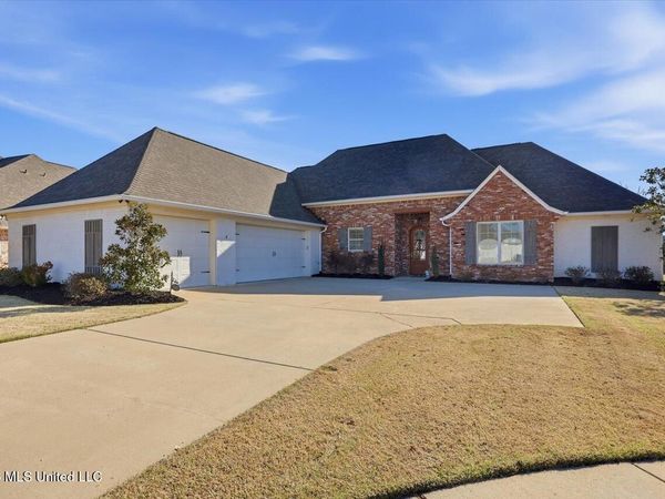 111 Twain Trail, Clinton, MS 39056