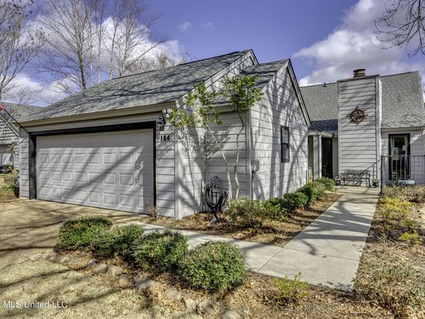164 W Waterwood Drive, Brandon, MS 39047