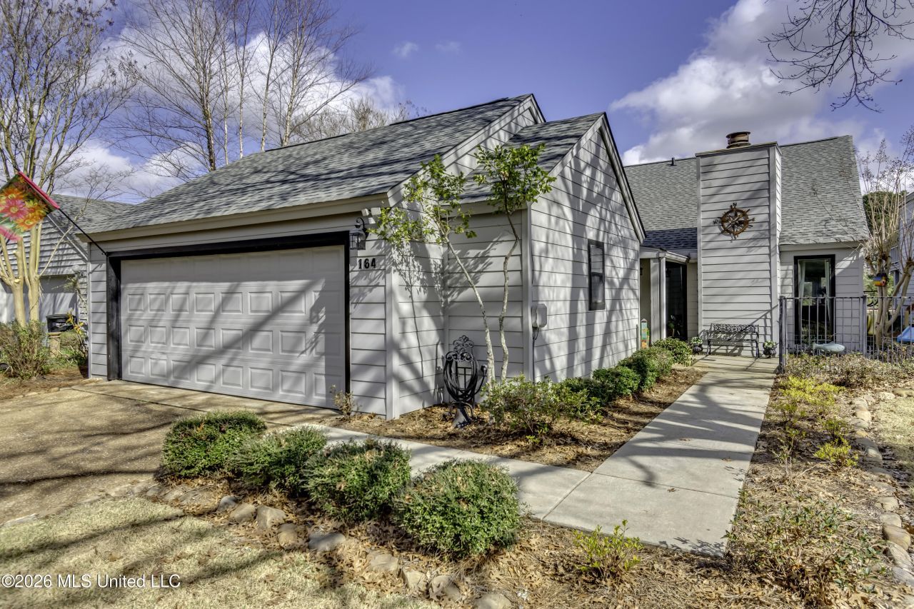 164 W Waterwood Drive, Brandon, MS 39047 Main Photo