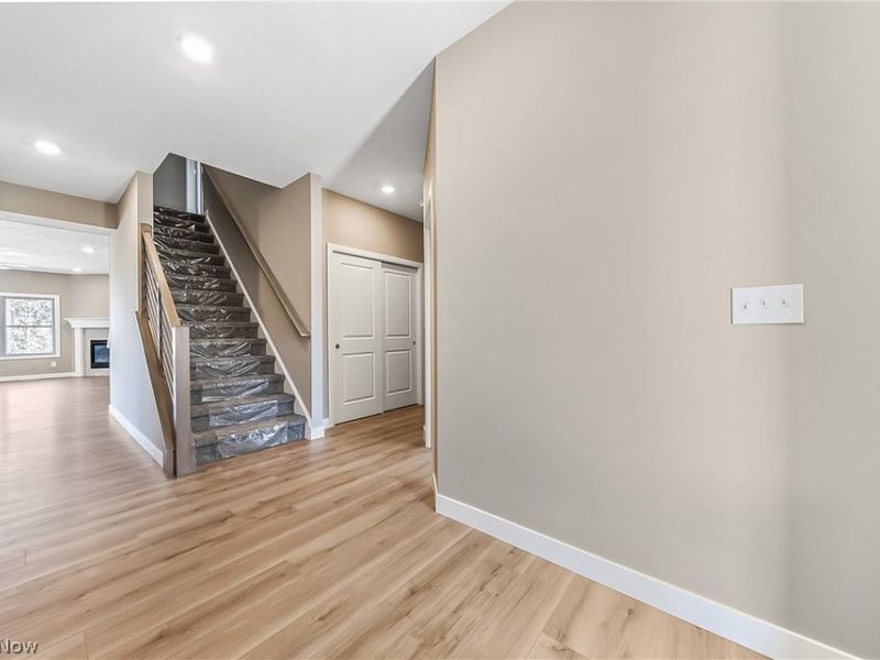 590 Iris Place, Aurora, OH 44202 Photo 4