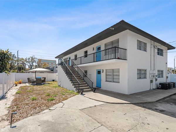 2016 5TH STREET , SARASOTA, FL 34237